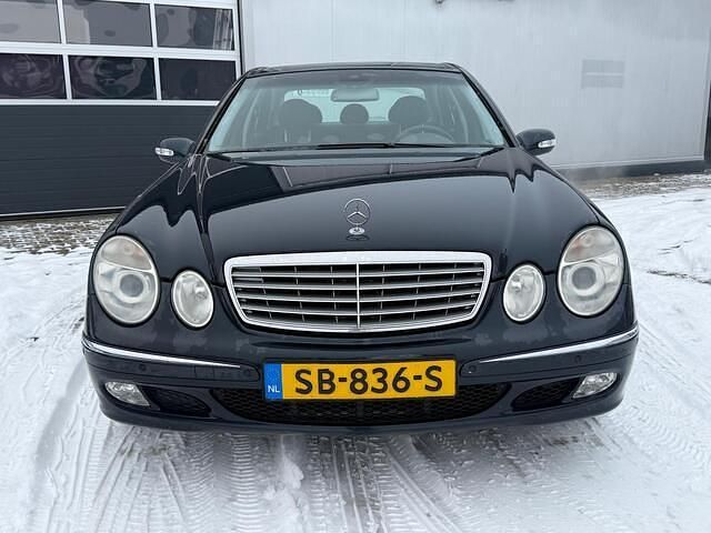 Occasion Mercedes E200 Elegance 306 PK (225 kW) 2002 Zwart Sedan