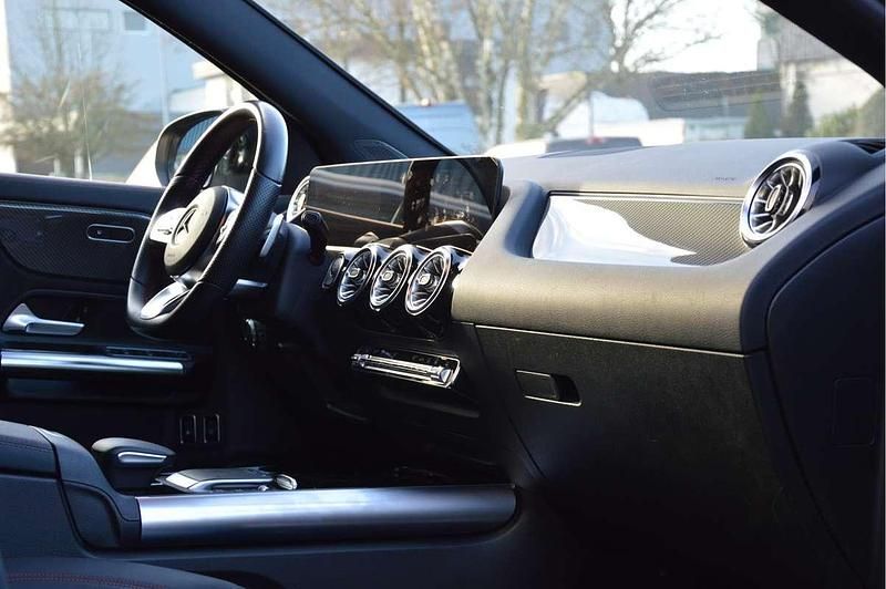 Occasion Mercedes GLA250 AMG line 2022 Grijs (metallic) SUV