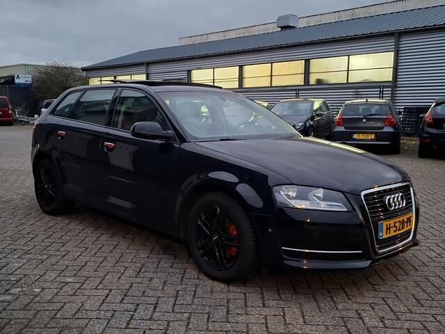 Occasion Audi A3 Sportback Ambition 125 PK (91 kW) 2011 Zwart (metallic) Hatchback
