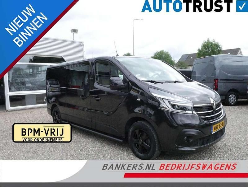 Zwart Gebruikt 2020 Renault Trafic Van | € 21.450 (Duur) - Afbeelding 1/4