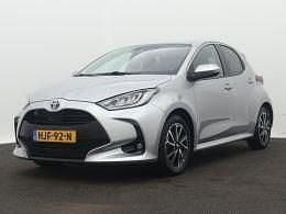 Grijs, metallic lak Gebruikt 2023 Toyota Yaris Limited Hatchback | € 22.445 (Goede deal) - Afbeelding 1/3