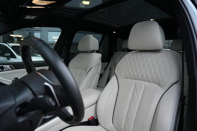 Occasion BMW X5 M Sport 489 PK (359 kW) 2025 Grijs SUV