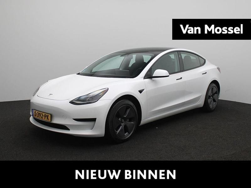 Occasion Tesla Model 3 Standard Range 235 kW (320 PK) 2023 Wit Sedan