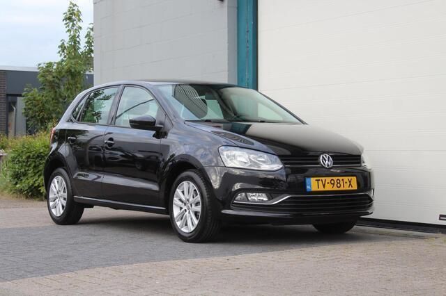 Zwart Gebruikt 2017 VW Polo Comfortline Hatchback | € 10.990 (Goede deal) - Afbeelding 1/4