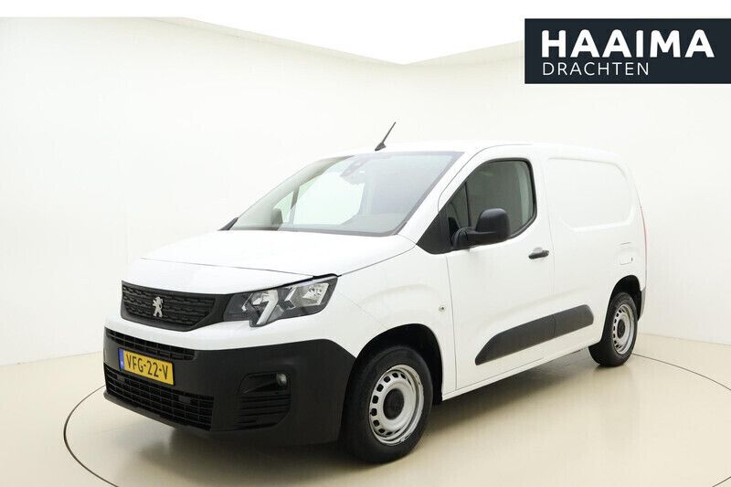 Overig Gebruikt 2020 Peugeot Partner Premium MPV | € 10.950 (Eerlijke prijs) - Afbeelding 1/4