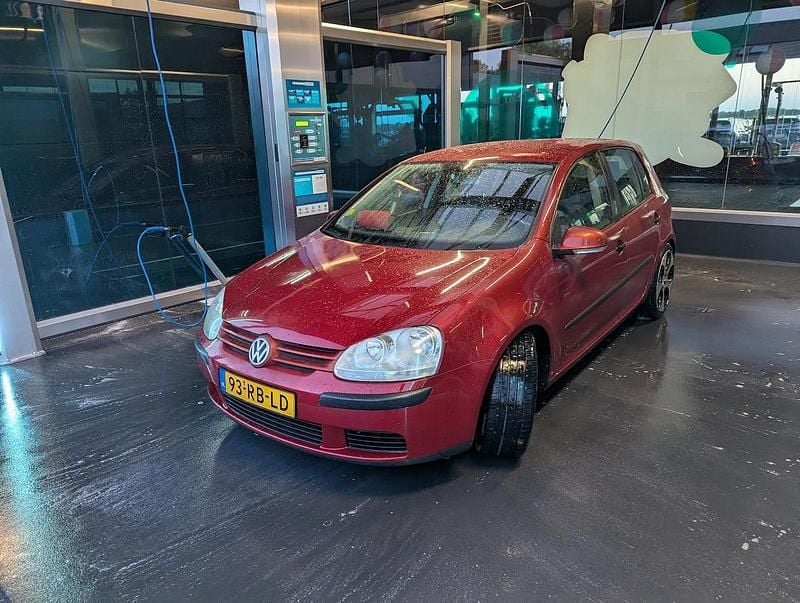 Occasion VW Golf IV Trendline 2005 Rood (metallic) Hatchback
