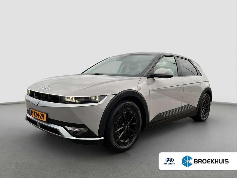 Grijs Occasion 2023 Hyundai Ioniq 5 Premium SUV | € 34.900 (Iets duurder) - Afbeelding 1/4