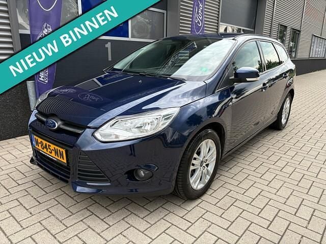Blauw Gebruikt 2013 Ford Focus Trend Stationwagen | € 6.490 (Eerlijke prijs) - Afbeelding 1/4