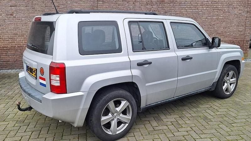 Occasion Jeep Patriot Sport 170 PK (125 kW) 2009 Grijs SUV