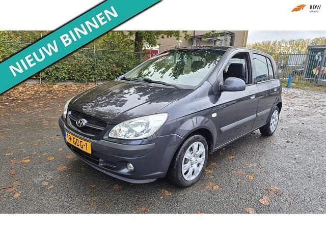 Grijs Gebruikt 2008 Hyundai Getz Active Hatchback | € 1.499 (Goede deal) - Afbeelding 1/4