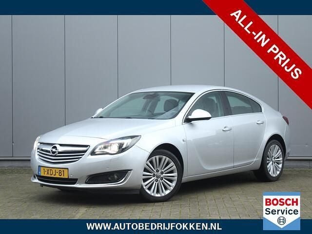 Grijs Gebruikt 2014 Opel Insignia Cosmo Hatchback | € 12.150 (Eerlijke prijs) - Afbeelding 1/4