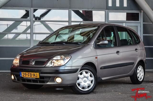 Grijs Gebruikt 2000 Renault Scénic MPV | € 995 (Eerlijke prijs) - Afbeelding 1/4