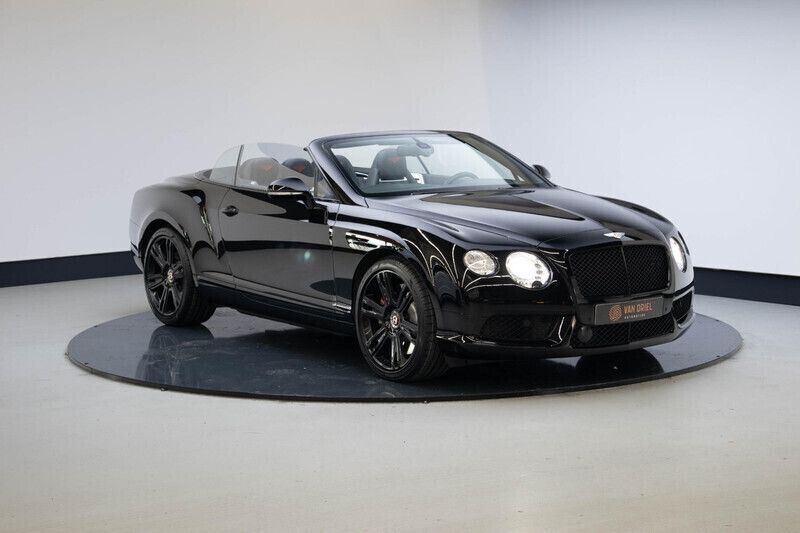 Zwart Gebruikt 2013 Bentley Continental Sedan | € 87.945 (Eerlijke prijs) - Afbeelding 1/4
