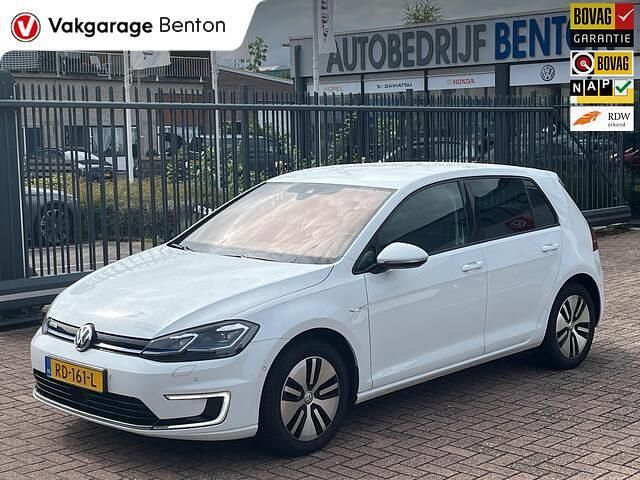 Wit Gebruikt 2017 VW e-Golf Active Hatchback | € 11.440 (Iets duurder) - Afbeelding 1/4