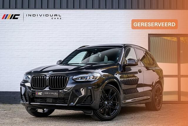 Zwart (metallic) Gebruikt 2022 BMW X3 M Sport SUV | € 53.995 (Duur) - Afbeelding 1/4