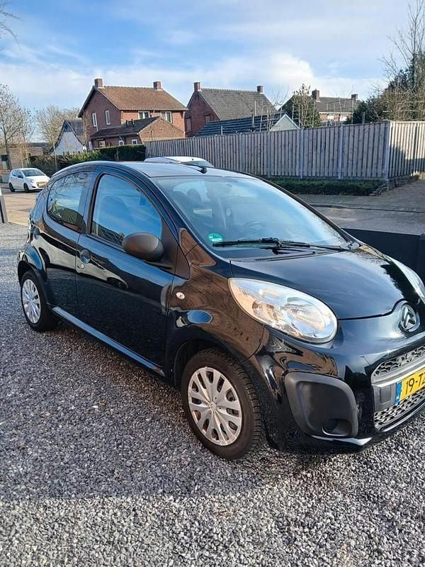 Occasion 2012 Citroën C1 Hatchback | € 2.450 (Goede deal) - Afbeelding 1/4