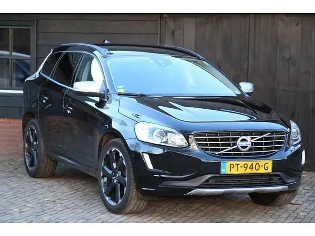 Zwart Gebruikt 2016 Volvo XC60 Momentum SUV | € 15.950 (Goede deal) - Afbeelding 1/4
