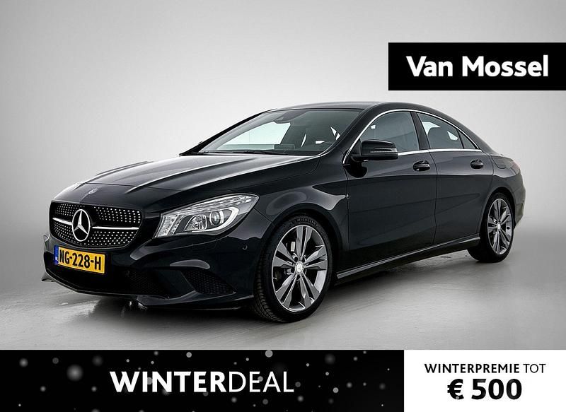 Zwart Occasion 2017 Mercedes CLA200 Prestige Sedan | € 19.900 (Eerlijke prijs) - Afbeelding 1/4
