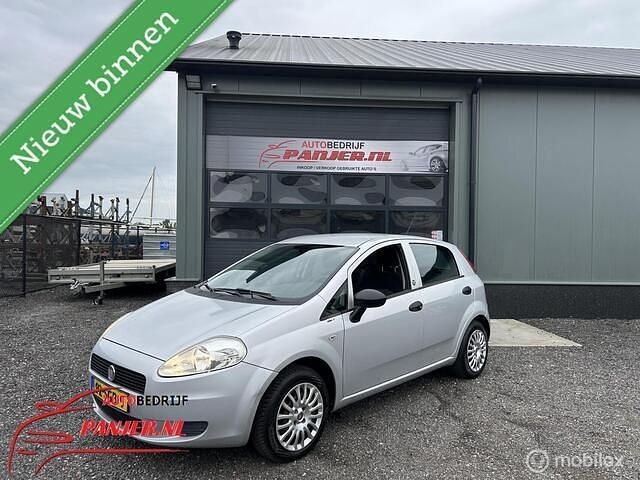 Occasion Fiat Grande Punto 69 PK (50 kW) 2012 Grijs Hatchback