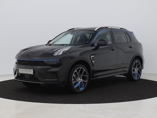 Zwart Gebruikt 2023 Lynk & Co 01 SUV | € 25.700 (Goede deal) - Afbeelding 1/4