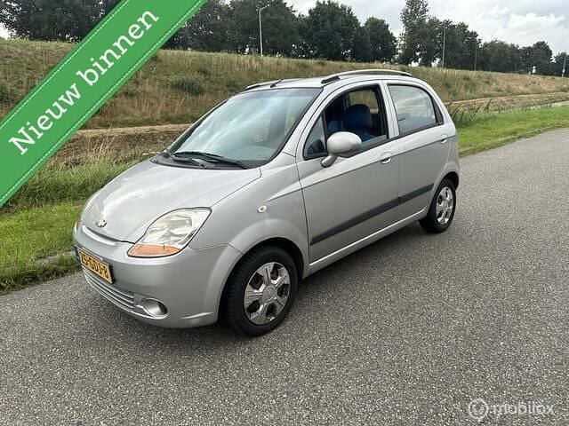 Grijs Gebruikt 2008 Chevrolet Matiz Hatchback | € 1.266 (Goede deal) - Afbeelding 1/4