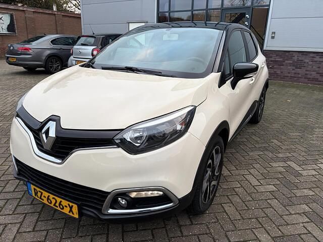 Wit Gebruikt 2013 Renault Captur Dynamique SUV | € 6.450 (Goede deal) - Afbeelding 1/4