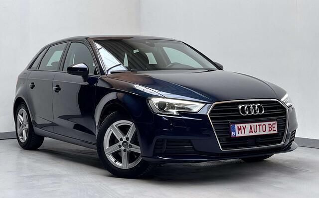 Blauw Gebruikt 2019 Audi A3 Sportback Sedan | € 16.499 (Goede deal) - Afbeelding 1/4