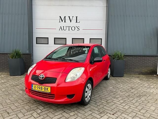 Occasion Toyota Yaris 69 PK (50 kW) 2008 Rood Hatchback