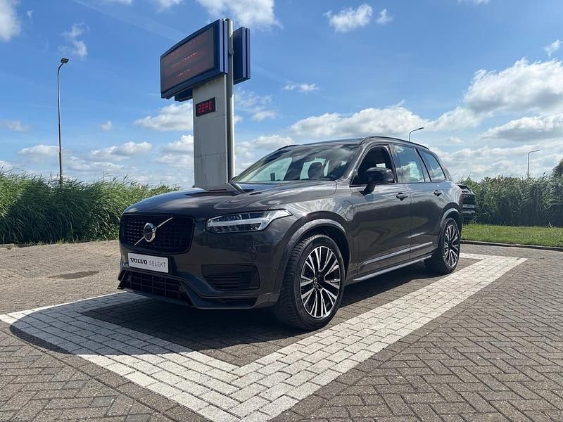 Grijs Gebruikt 2024 Volvo XC90 Ultimate SUV | € 72.940 (Eerlijke prijs) - Afbeelding 1/4