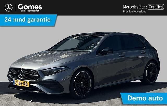 Grijs Occasion 2024 Mercedes A200 AMG line Hatchback | € 35.950 (Iets duurder) - Afbeelding 1/4