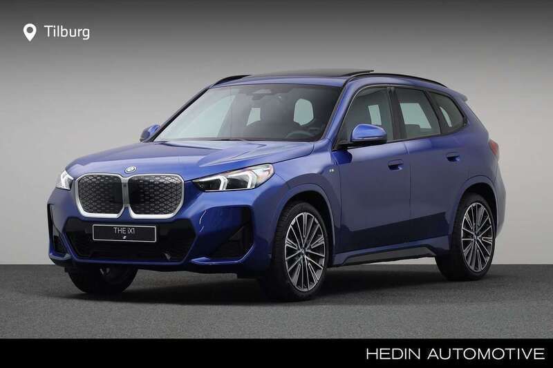 Blauw Nieuw 2025 BMW iX1 Comfort Edition SUV | € 62.150 (Eerlijke prijs) - Afbeelding 1/4