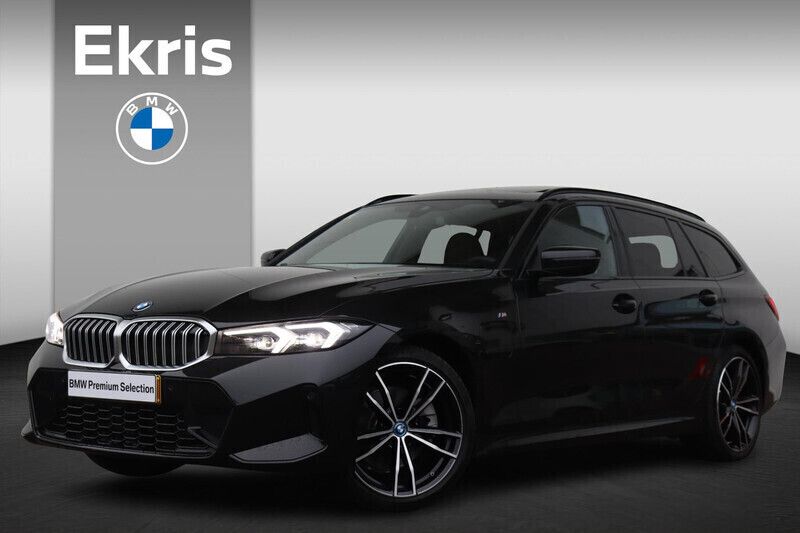 Zwart, metallic lak Gebruikt 2024 BMW 320e M Sport Stationwagen | € 43.900 (Eerlijke prijs) - Afbeelding 1/4