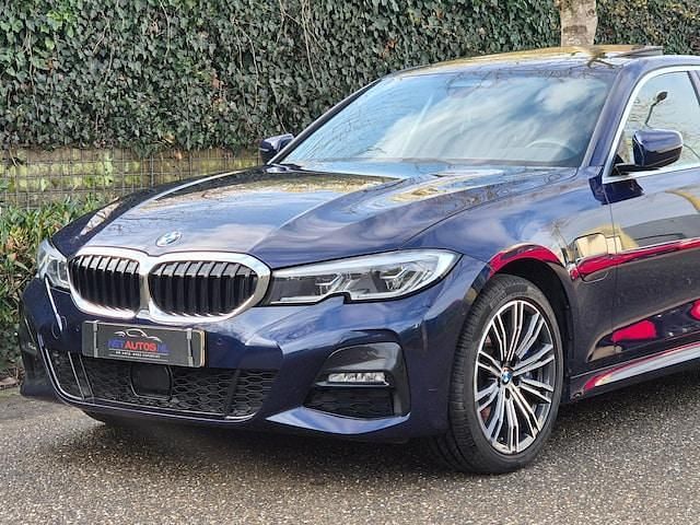 Occasion BMW 330e Executive 2019 Blauw Sedan