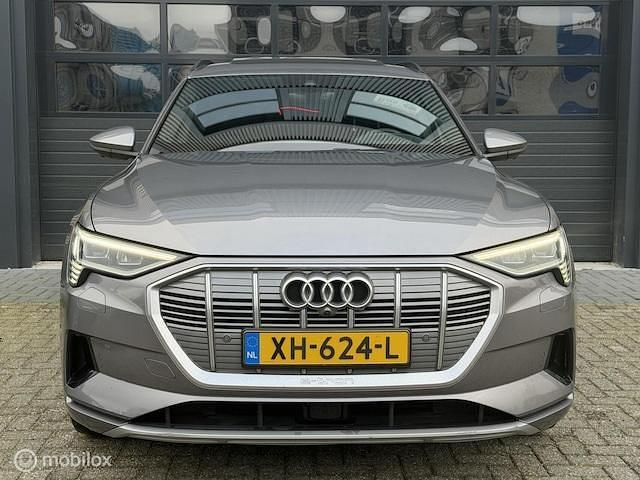 Occasion Audi e-tron Advanced Plus 300 kW (408 PK) 2018 Grijs SUV