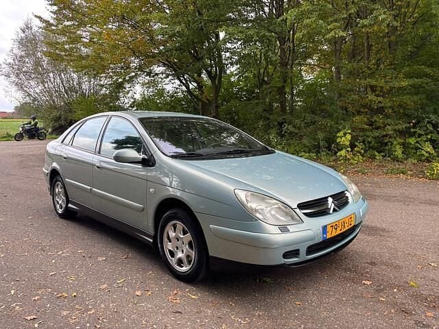 Groen Gebruikt 2003 Citroën C5 Exclusive Hatchback | € 1.500 (Duur) - Afbeelding 1/4