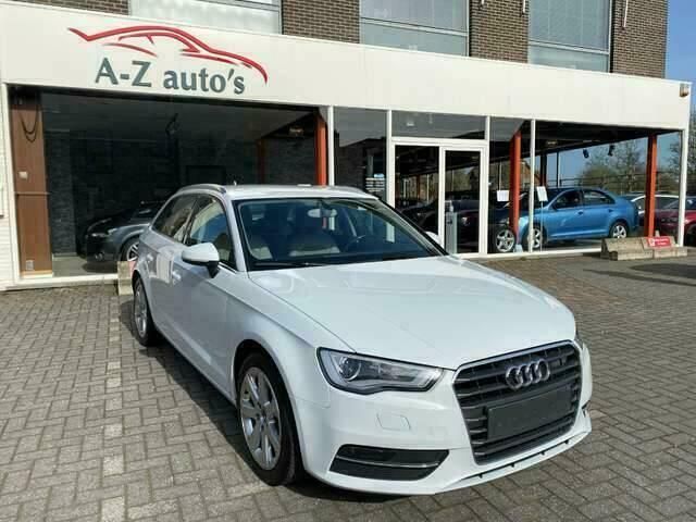 Wit Gebruikt 2014 Audi A3 Ambiente Sedan | € 12.750 (Goede deal) - Afbeelding 1/4