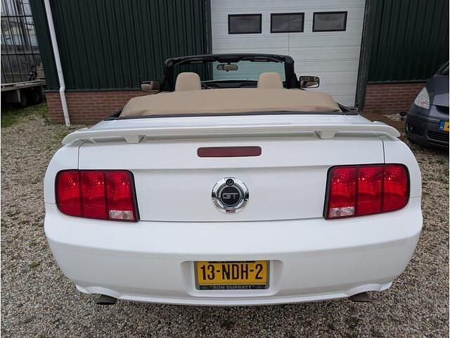 Occasion Ford Mustang GT 305 PK (224 kW) 2006 Wit Cabriolet