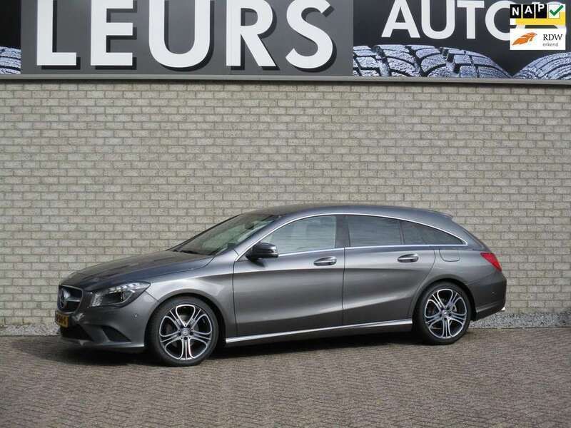 Grijs, metallic lak Gebruikt 2016 Mercedes CLA180 Shooting Brake Stationwagen | € 20.450 (Iets duurder) - Afbeelding 1/4