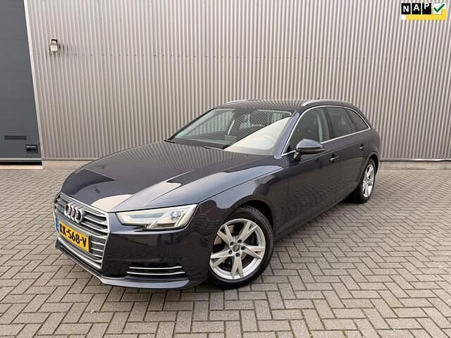 Blauw Gebruikt 2016 Audi A4 Comfort Stationwagen | € 13.850 (Eerlijke prijs) - Afbeelding 1/4
