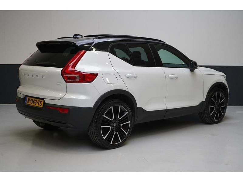 Occasion Volvo XC40 R-Design 211 PK (155 kW) 2022 Wit SUV