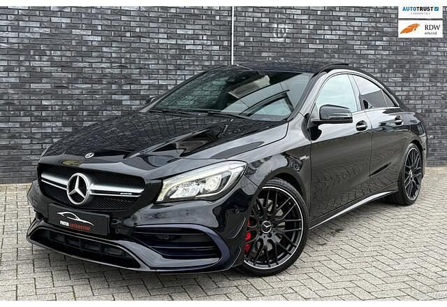 Zwart Gebruikt 2017 Mercedes CLA45 AMG AMG Sedan | € 39.900 (Duur) - Afbeelding 1/4
