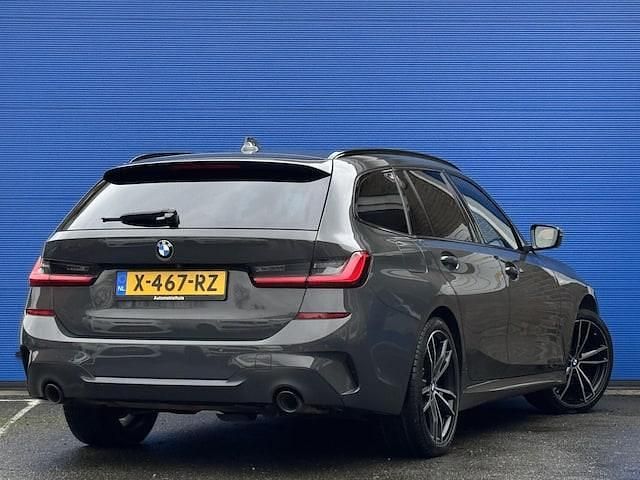 Occasion BMW 330e Executive 2020 Grijs (metallic) Stationwagen