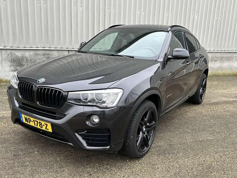 Grijs Occasion 2017 BMW X4 xLine SUV | € 23.500 (Eerlijke prijs) - Afbeelding 1/4