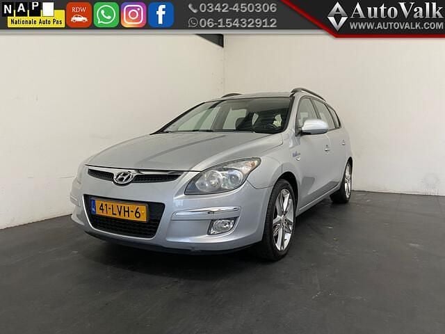 Grijs Gebruikt 2010 Hyundai i30 Dynamiq Stationwagen | € 2.949 (Goede deal) - Afbeelding 1/4