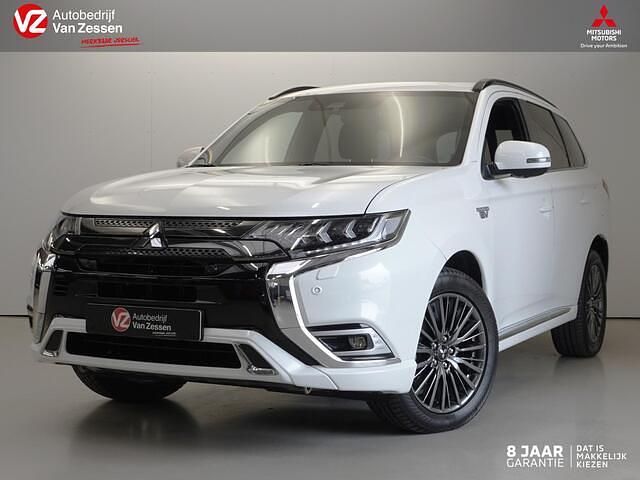 Wit Gebruikt 2018 Mitsubishi Outlander Edition SUV | € 23.500 - Afbeelding 1/4