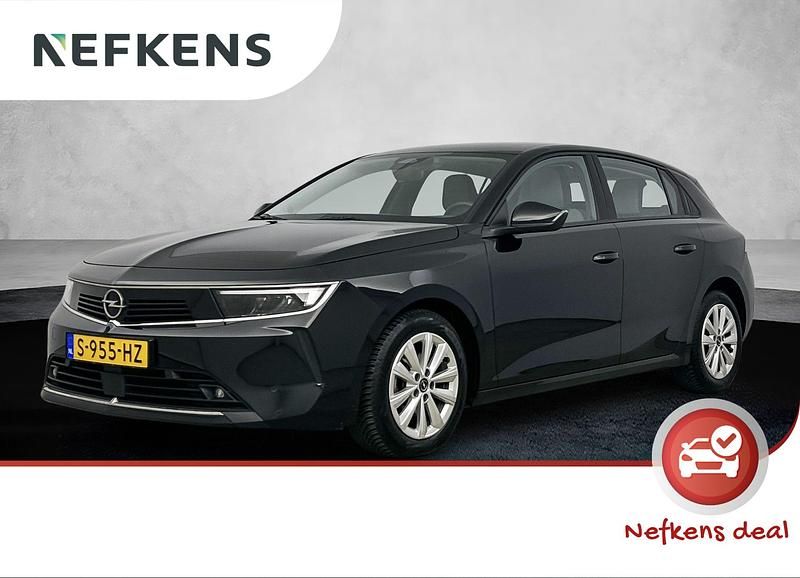 Zwart Gebruikt 2023 Opel Astra Edition Hatchback | € 18.980 (Super prijs) - Afbeelding 1/3