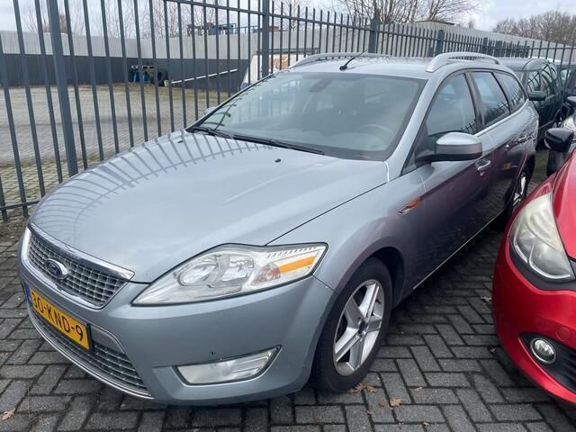 Grijs Gebruikt 2010 Ford Mondeo Ghia Stationwagen | € 999 - Afbeelding 1/4