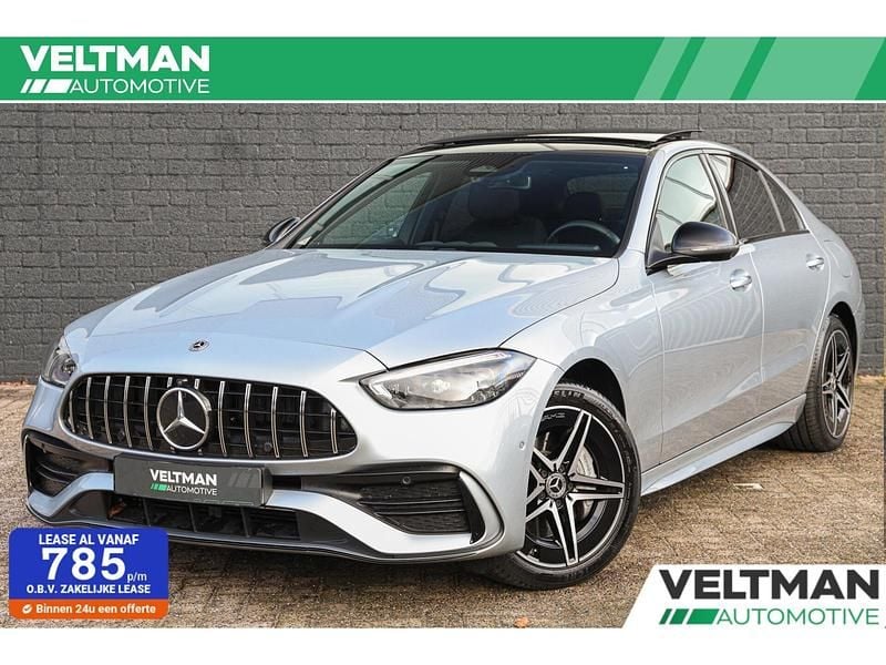 Grijs Gebruikt 2024 Mercedes C300 AMG line Sedan | € 48.995 (Eerlijke prijs) - Afbeelding 1/4