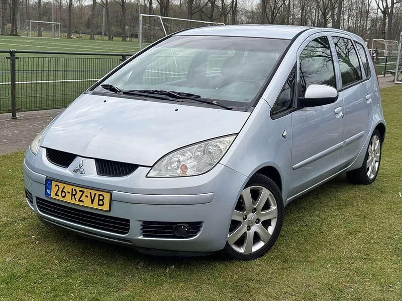 Blauw Gebruikt 2005 Mitsubishi Colt Stationwagen | € 1.850 (Iets duurder) - Afbeelding 1/4