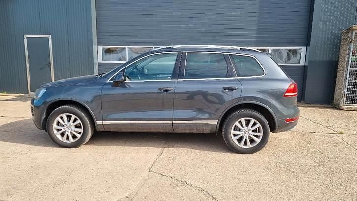 Occasion 2012 VW Touareg SUV | € 12.000 (Super prijs) - Afbeelding 1/4